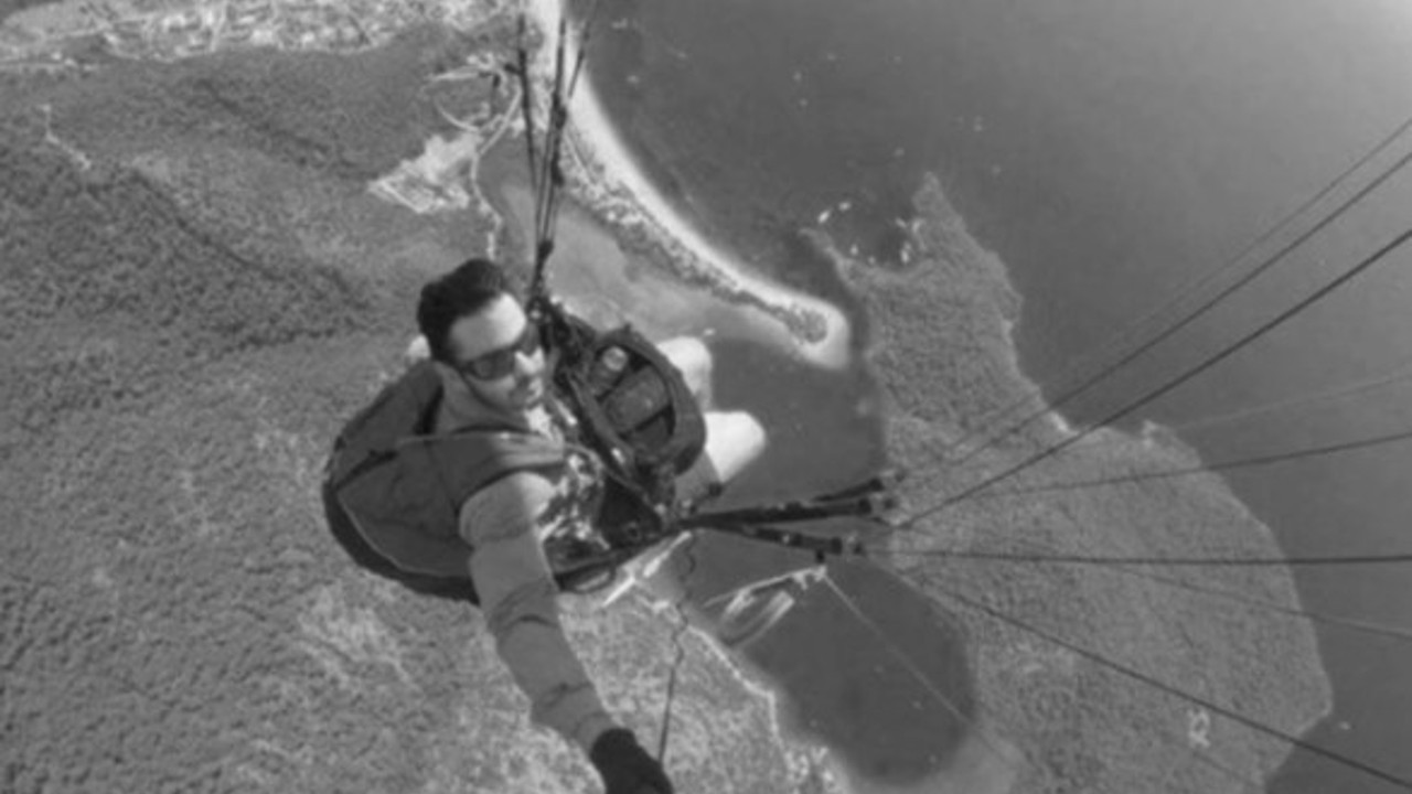 Milli paraşütçü Orkut Baysal, hayatını kaybetti