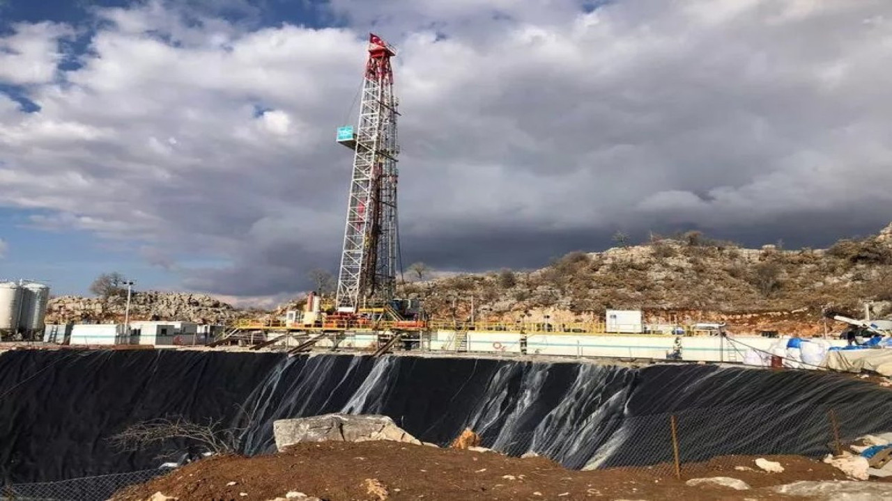 TPAO'ya 15 sahada petrol araması için ruhsatı verildi