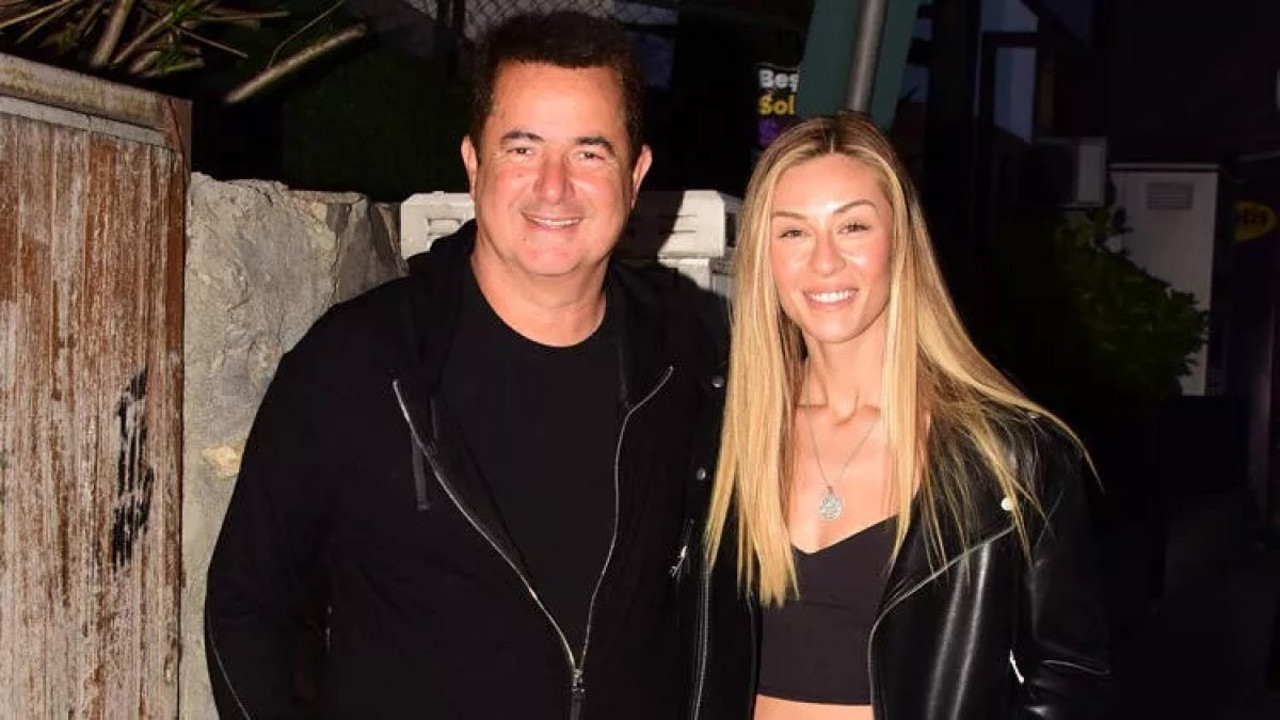 Acun Ilıcalı sevgilisi Ayça Çağla Altunkaya ile Bebek'te yürüyemedi! Selfie kuyruğu oluştu