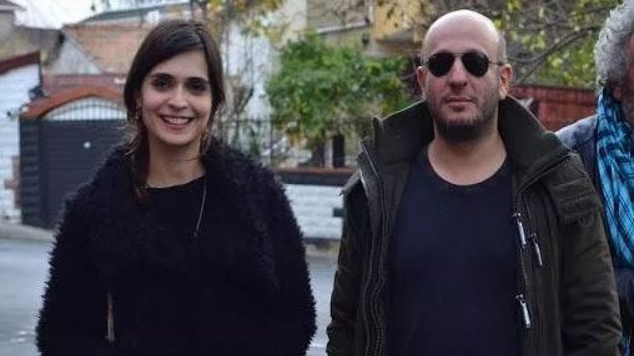 Leyla ile Mecnun'un İsmail Abi'si Serkan Keskin ve Meriç Aral evleniyor. Hayranları bu habere çok sevindi