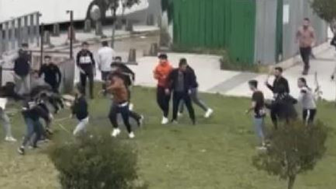 İşyeri çalışanları taşlarla sopalarla birbirlerine saldırdı