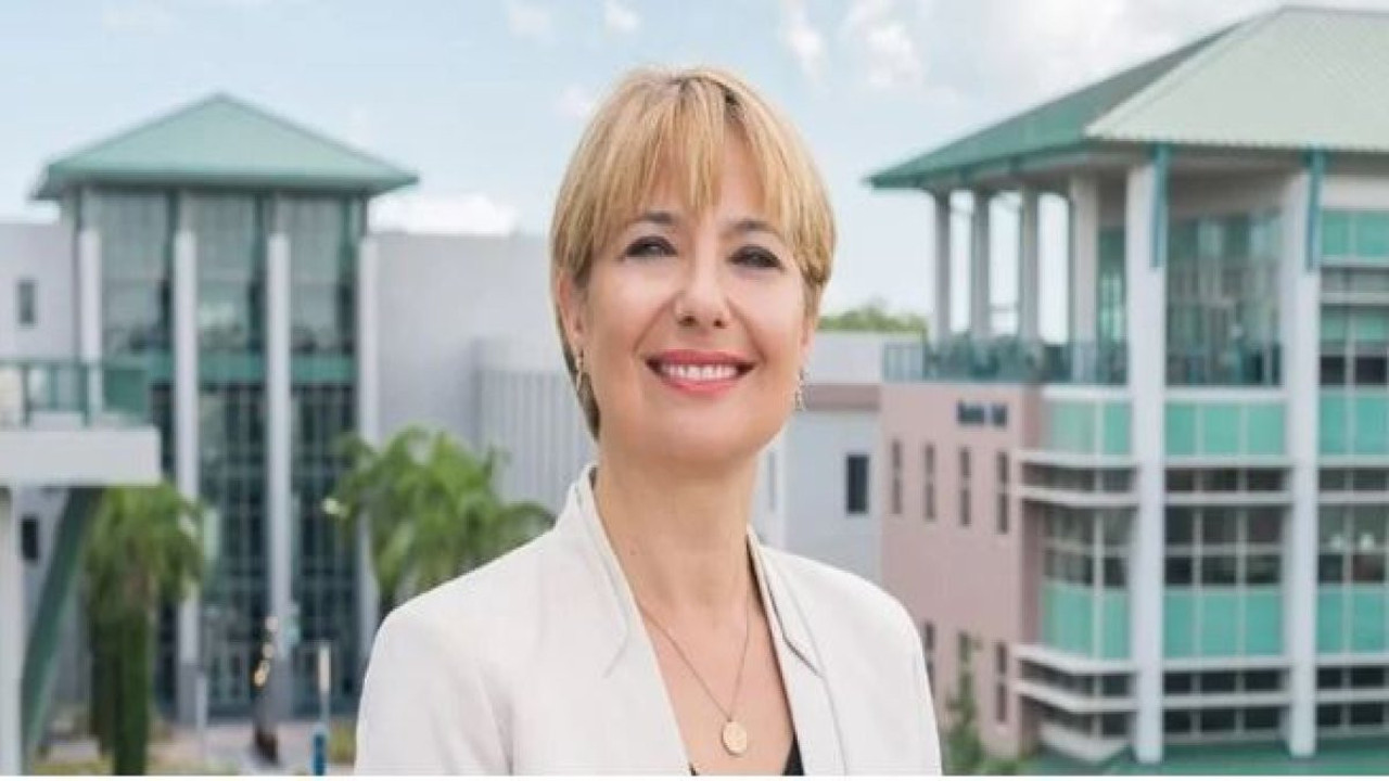 Prof. Dr. Ayşegül Timur ABD’de rektörlük yapacak ilk Türk ve ilk kadın oldu. Helal olsun sana