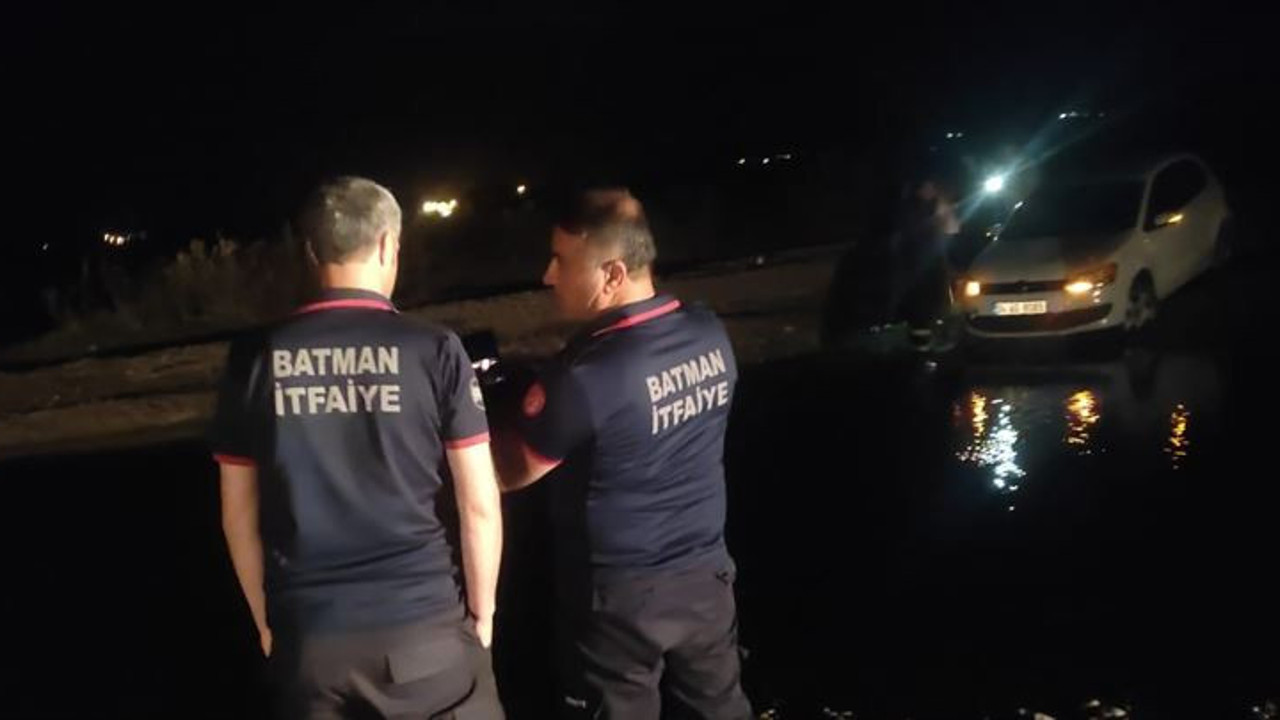 Baraj kapakları açıldı 9 kişi mahsur kaldı