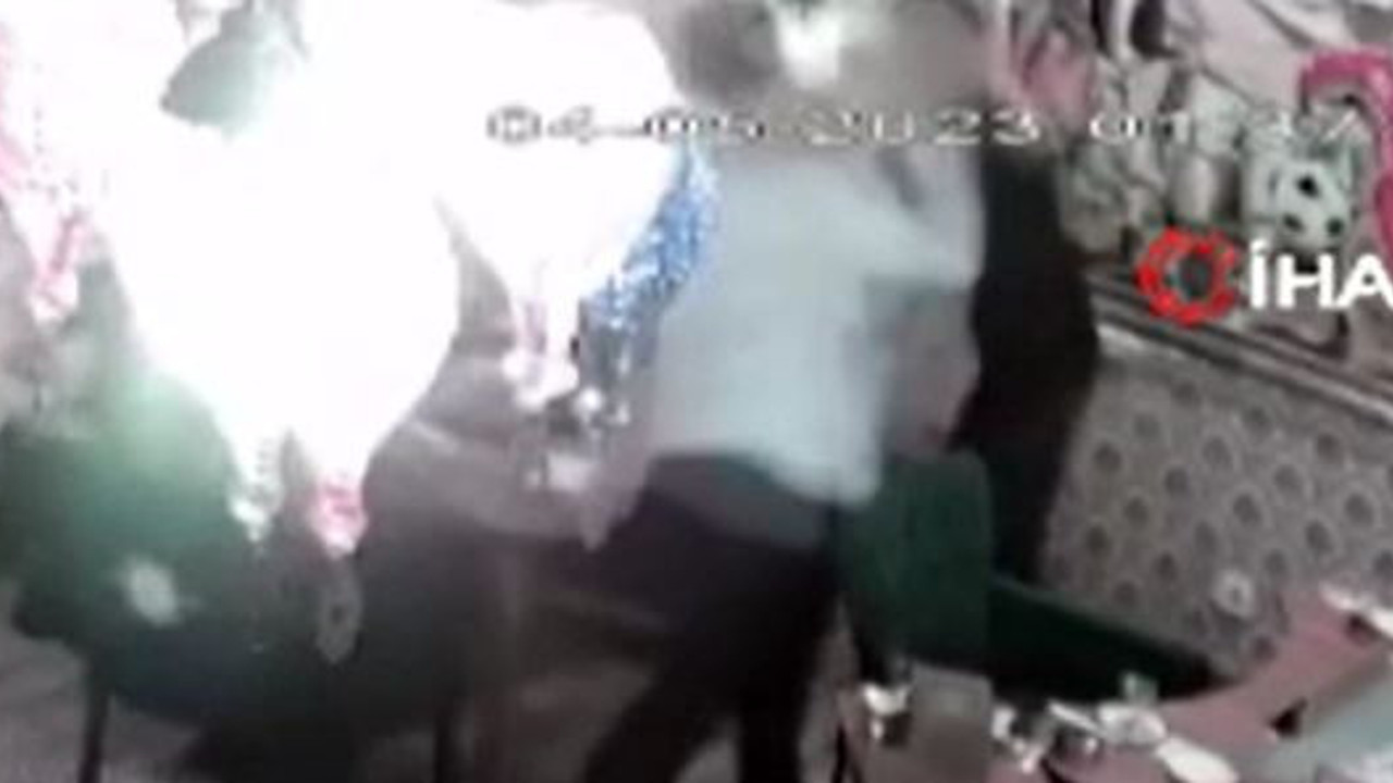 Okey oynayan oğlunu ıstakayla dövdü