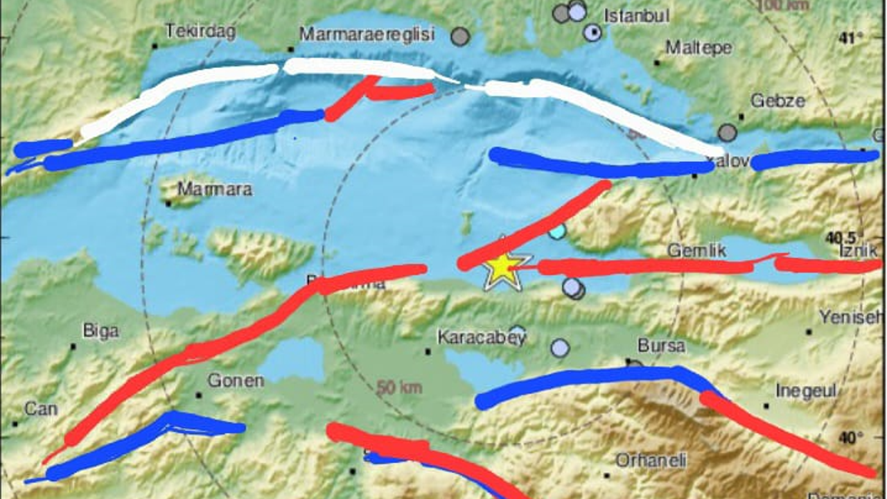 Mudanya'daki depremi duyan Şener Üşümezsoy alelacele açıklama yaptı. Uykusuz bırakacak açıklama