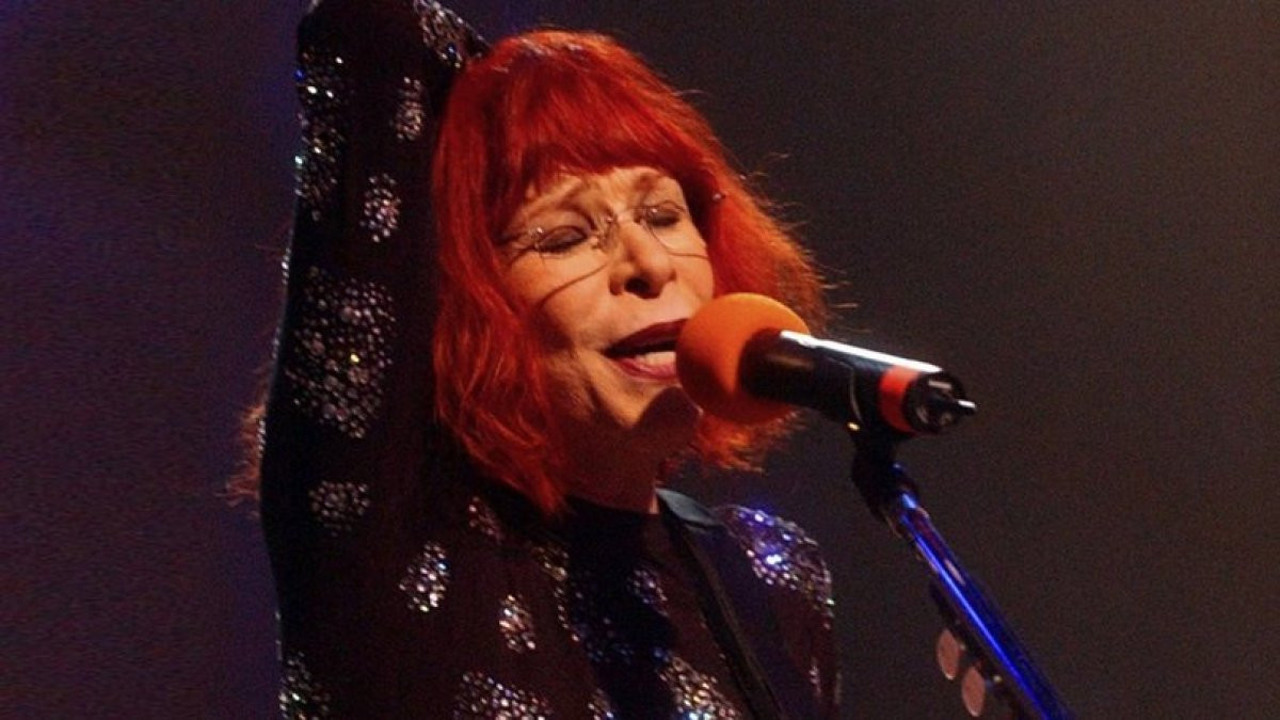 Rock kraliçesi Rita Lee yaşamını yitirdi. 3 günlük yas ilan edildi