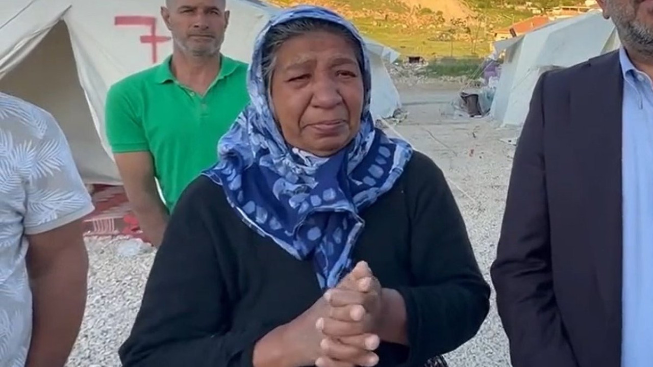 Kayıp oğlunu arayan depremzede annenin isyanı: Oğlumun ne ölüsü ne dirisi var. Kimse derdime çare olmuyor