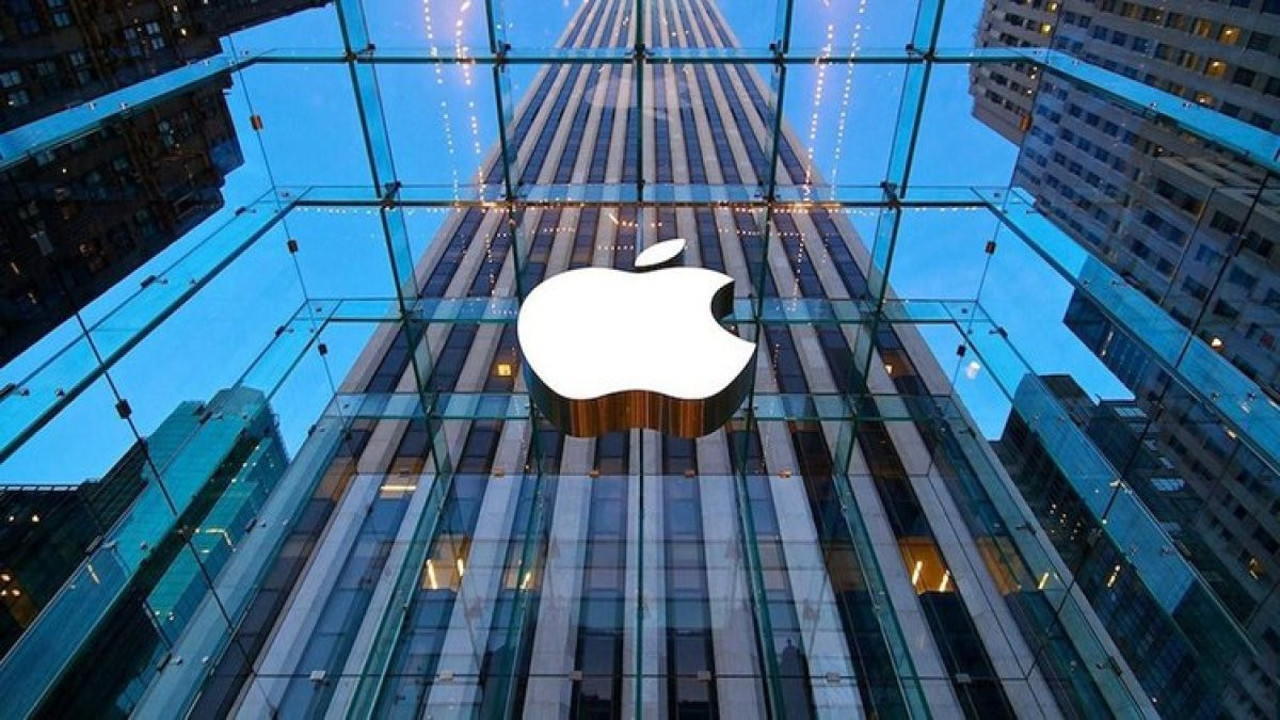 İtalya'da Apple'a soruşturma açıldı