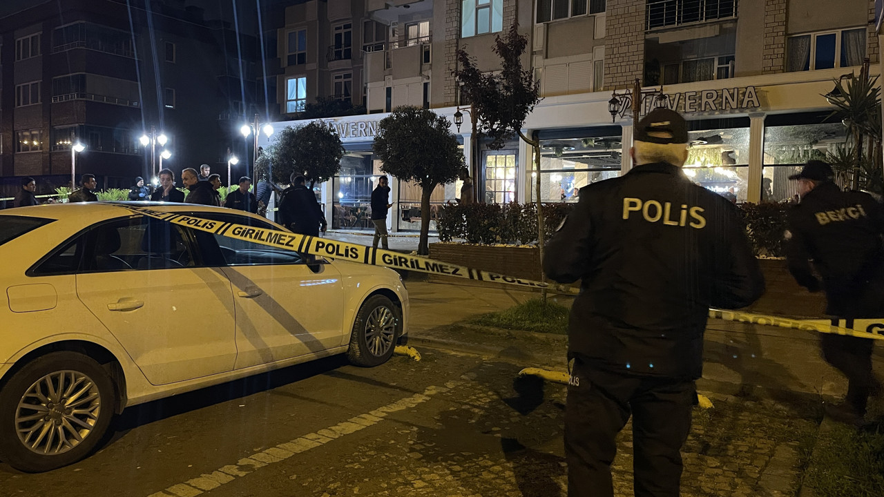 Eğlence mekanında silahlı dehşet