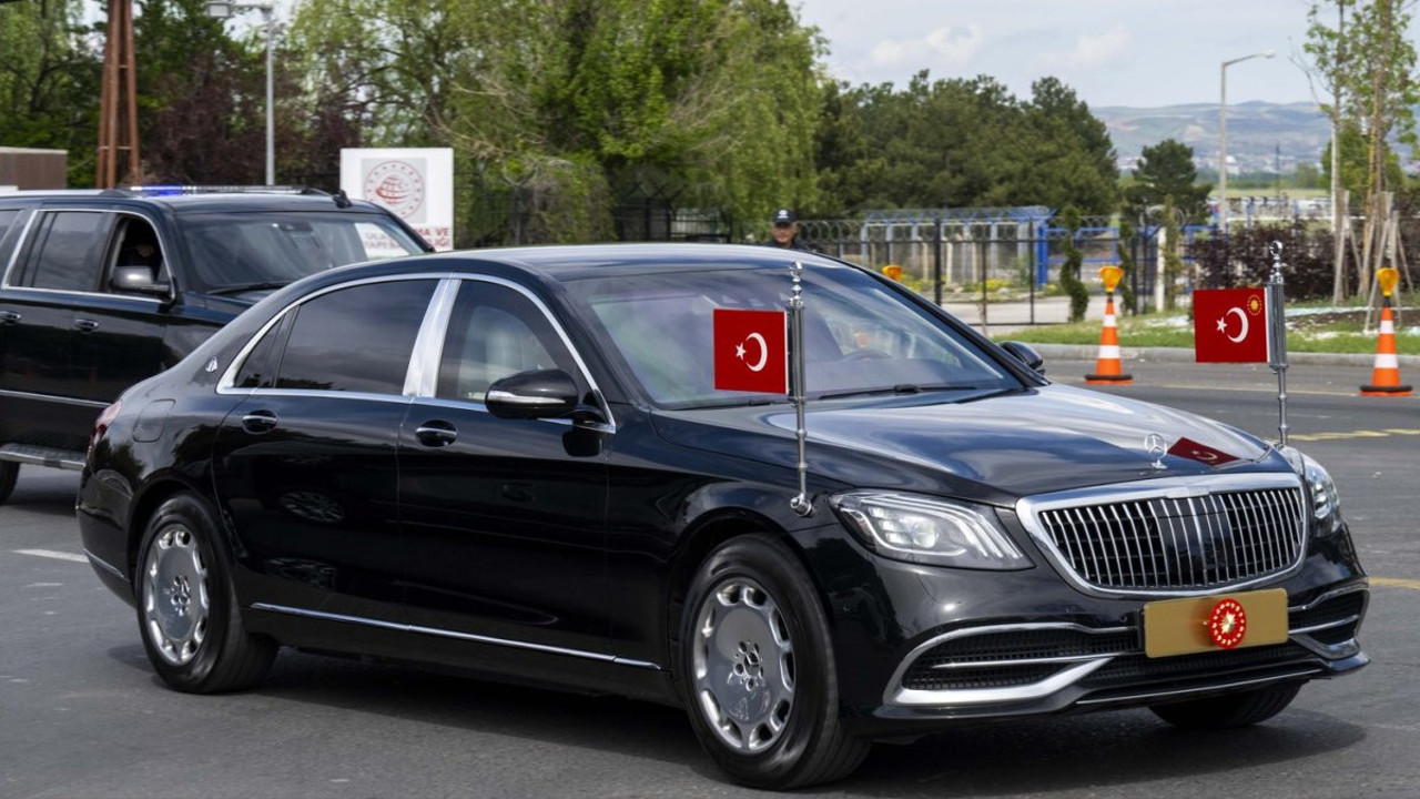 Cumhurbaşkanı Erdoğan ani kararla Ankara'ya geçti