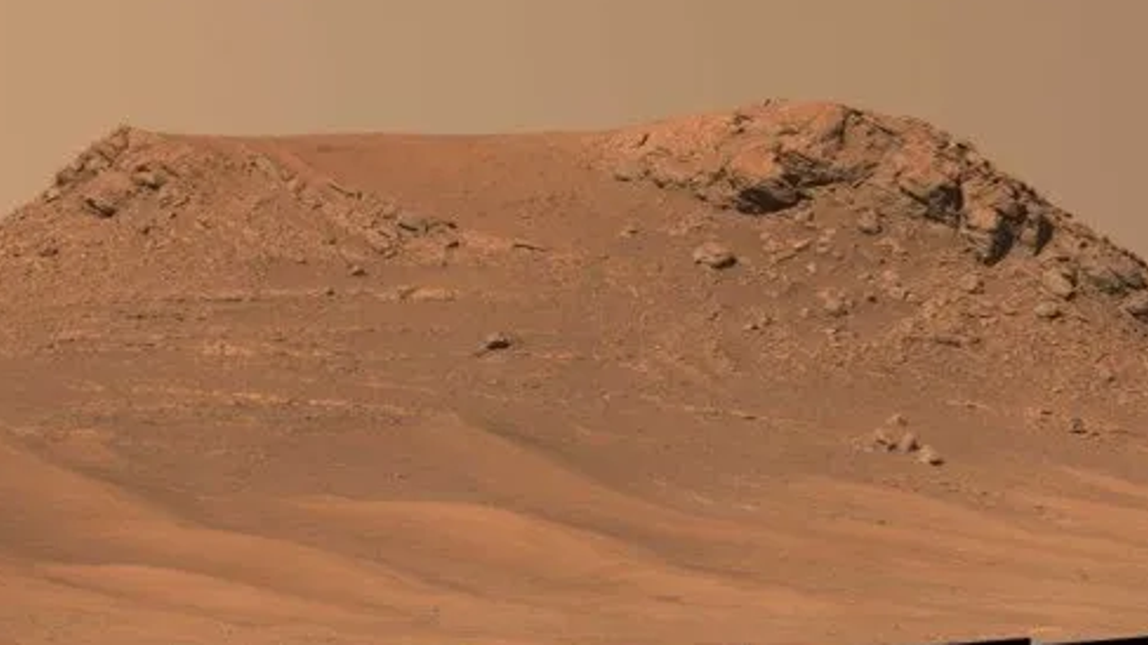 Perseverance uzay aracı Mars'ın geçmişteki en hızlı nehrini keşfetti. Akan tortulların görüntüsü paylaşıldı