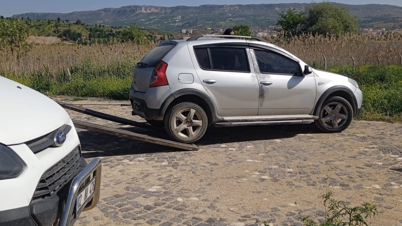 Otomobil içinde baygın bulunmuştu. Nedeni ortaya çıktı