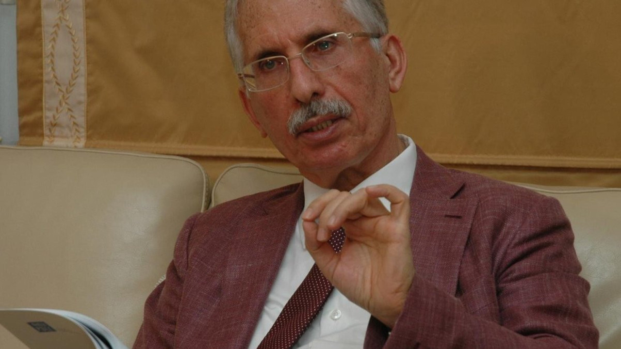 Ünlü anketçi Özer Sencar eleştirilere yanıt verdi. Yaptığı ankette Kılıçdaroğlu önde çıkmıştı