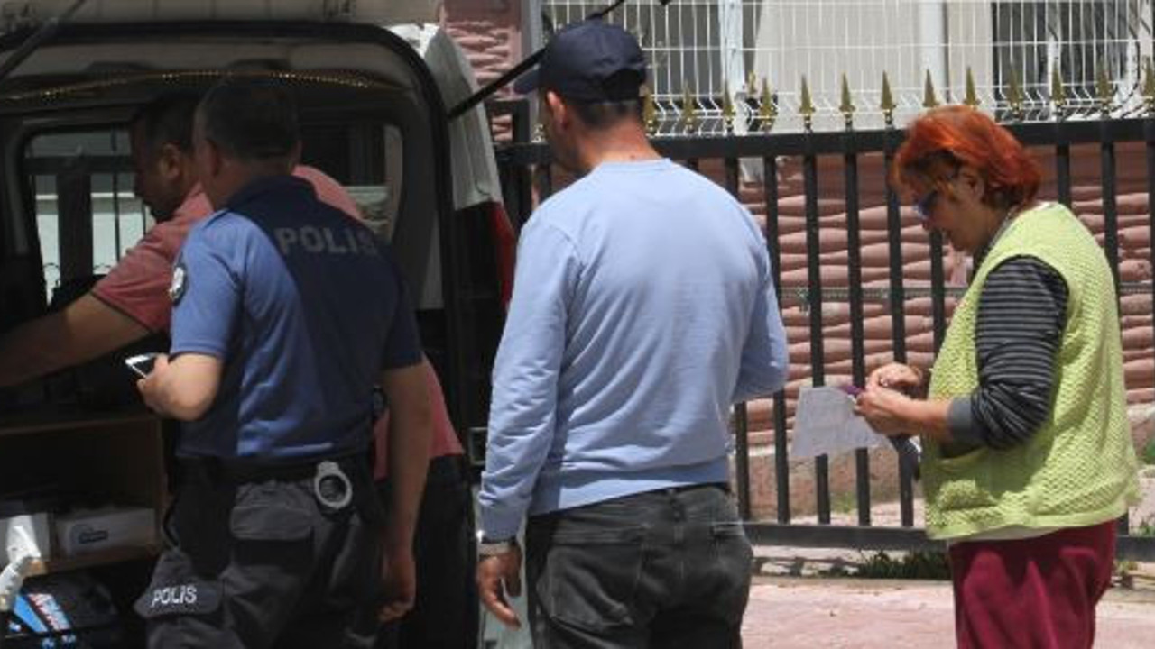 Kapıya açan kadın acıların en büyüğünü yaşadı