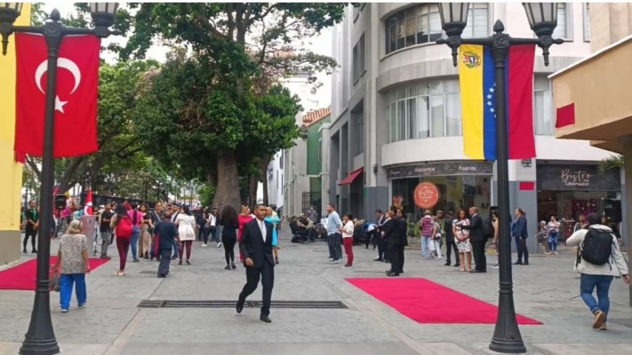 "Türkiye Cumhuriyeti" adı Güney Amerika'da da yaşayacak