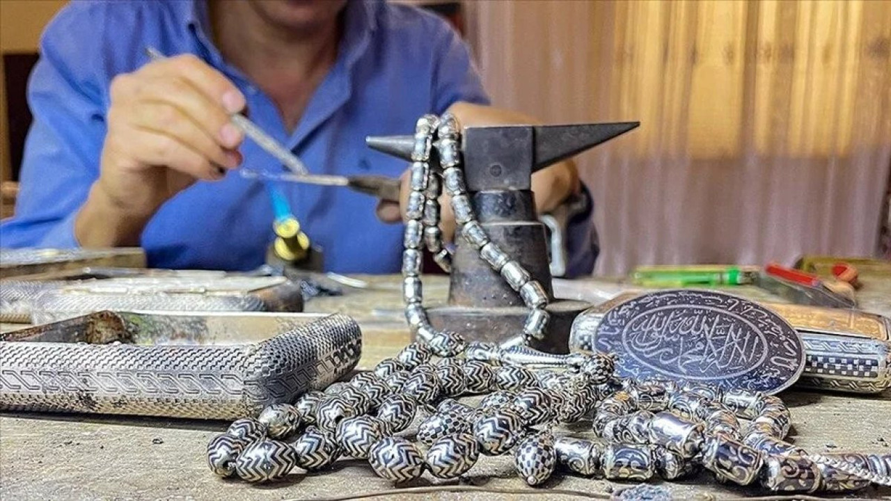 Urartu sanatını 42 yıldır yaşatıyor