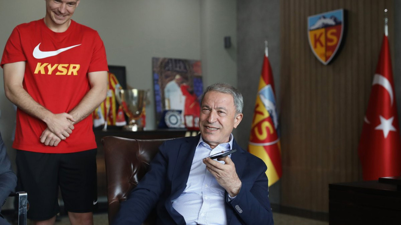 Hulusi Akar'dan Kayseri'nin Yunan stoperine sürpriz