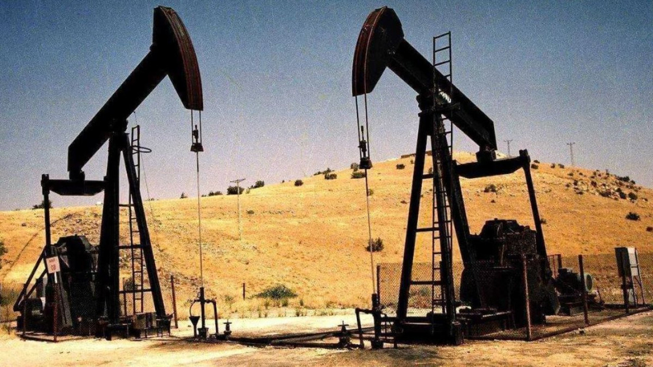 Brent petrolün varil fiyatı 76,33 dolar (23 Mayıs 2023)