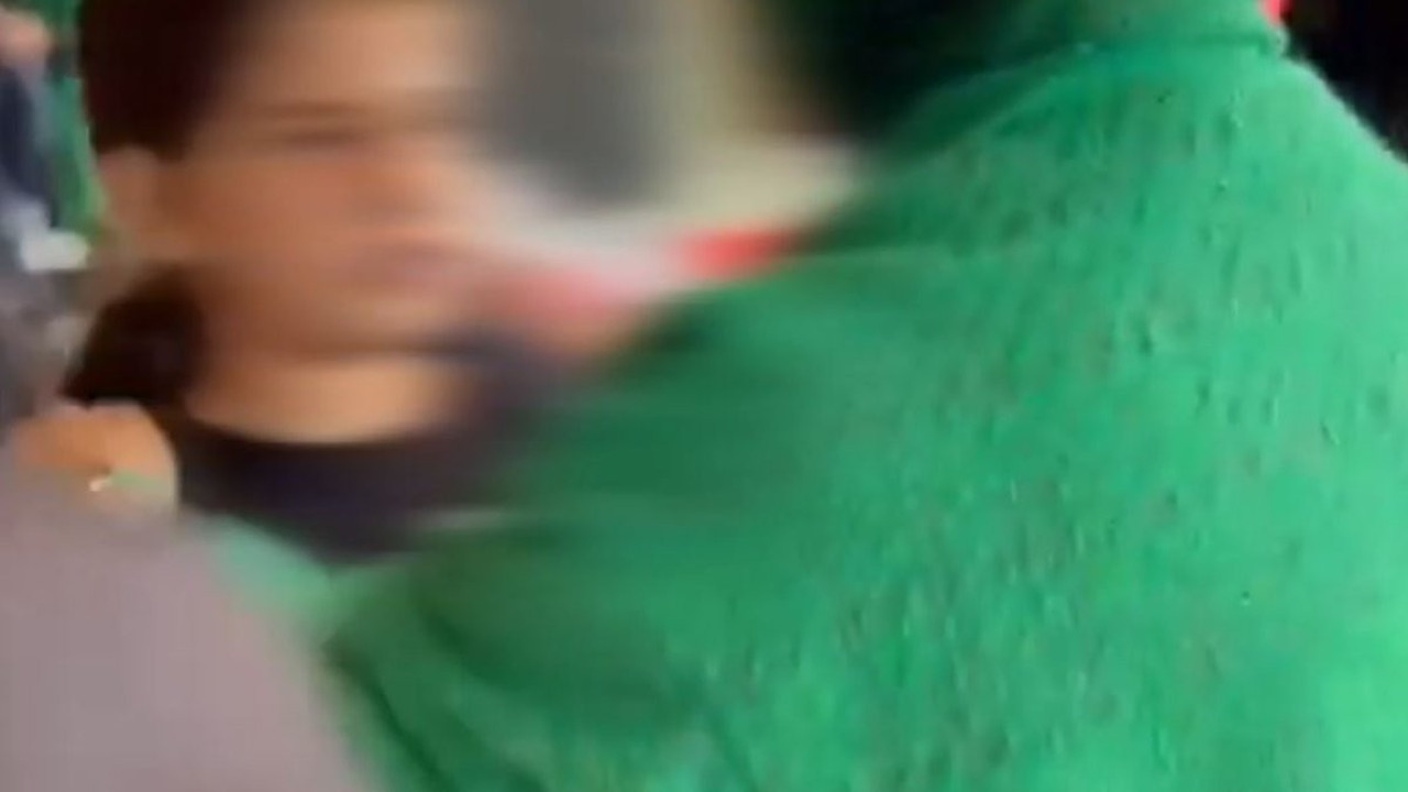 CHP’li vekil esnaf gezisinde duyduklarına şok oldu. Küçücük çocuğun beynini böyle yıkamışlar