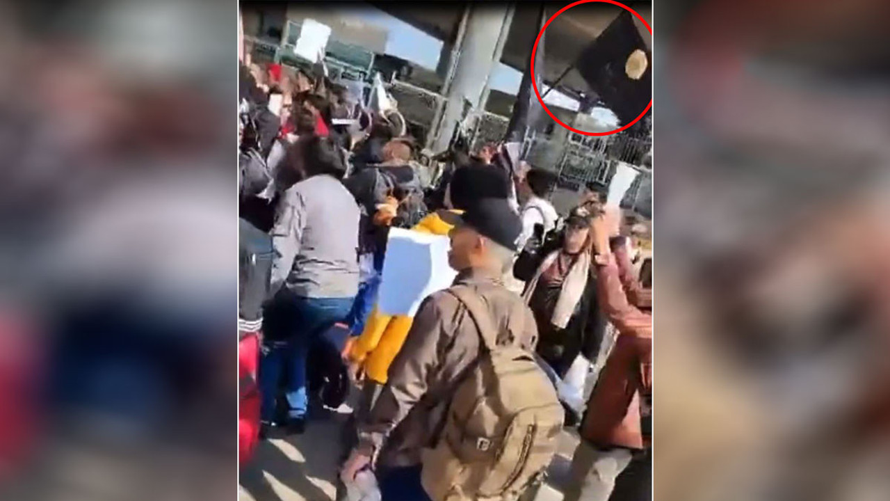 Pakistanlı tarikatın mensupları Kapıkule Sınır Kapısı'nda isyan çıkardı. Türkiye'de bunlar da varmış kim aldı bunları