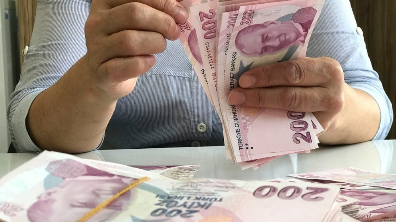 YÖK'ten vakıf üniversitelerine 'ücret' uyarısı