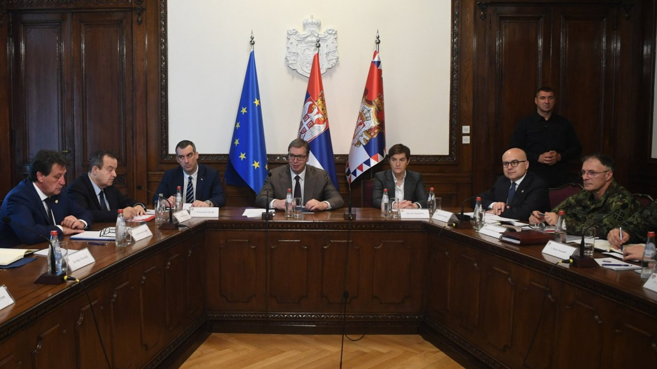 Sırbistan ordusu teyakkuza geçti. Kosova sınırında gerilim arttı