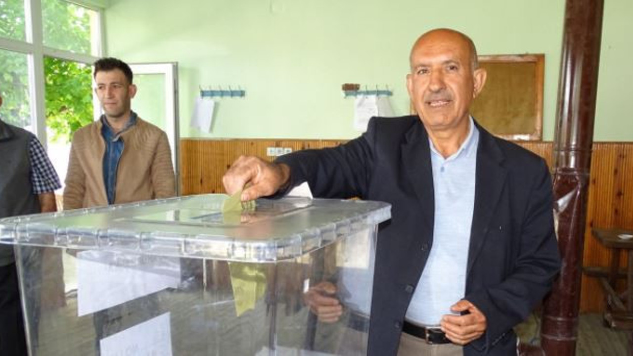 Oy verme işlemi 2 saatte bitti. Katılım oranı yüzde 100