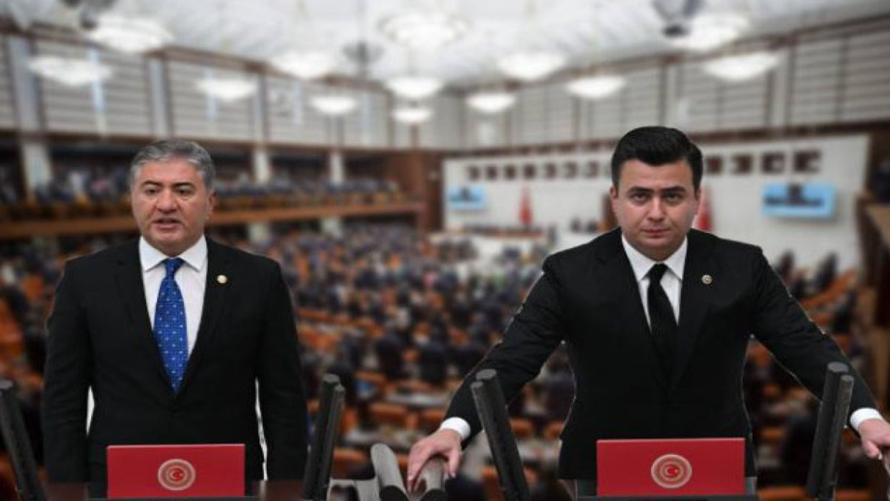 'Öpücüklü' yemin polemiği sosyal medyaya taşındı. 'Öncelik senin FETÖ dosyalarında'