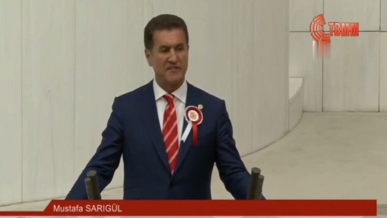 Sarıgül'ün yemin ettikten sonra yaptığı hareket takdir topladı