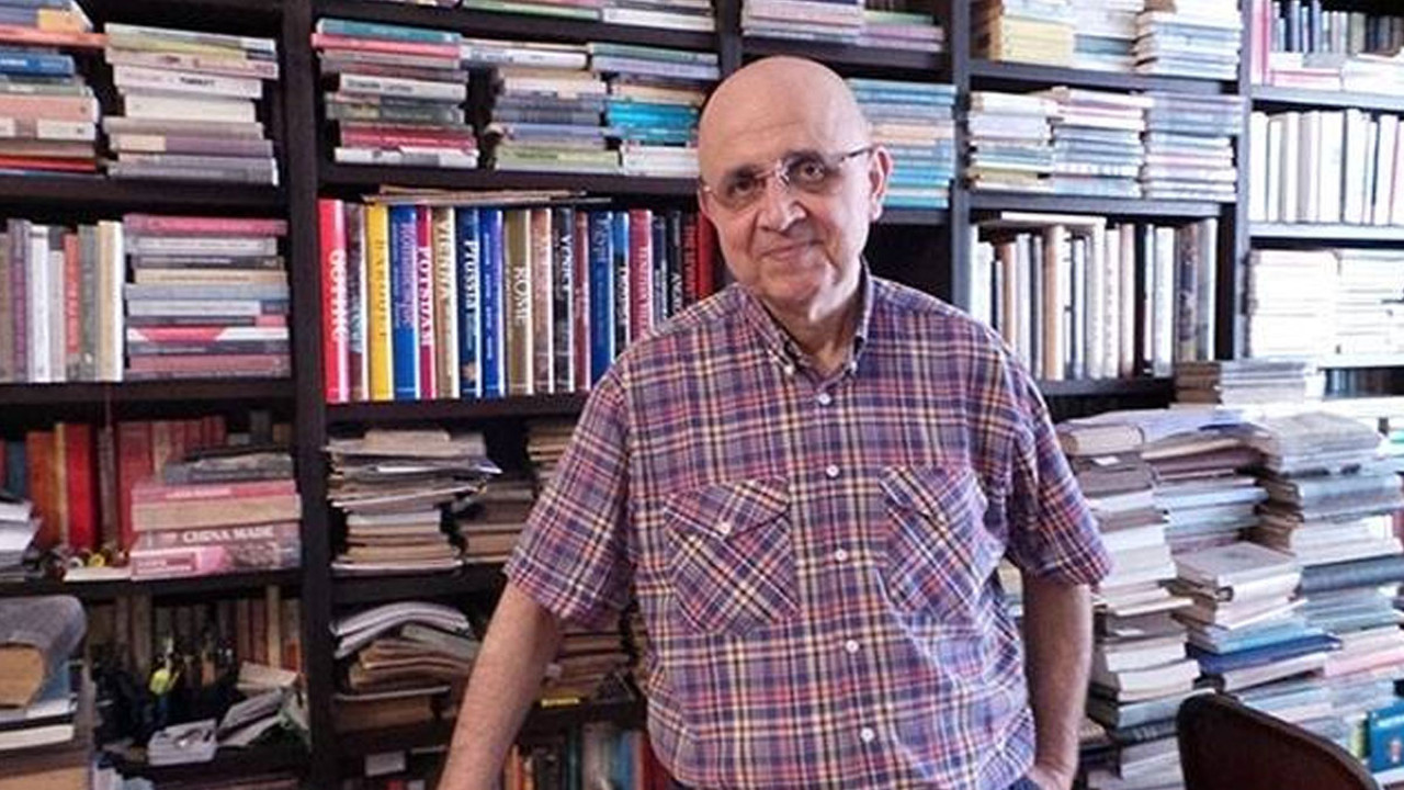 Tarihçi Zafer Toprak yaşamını yitirdi