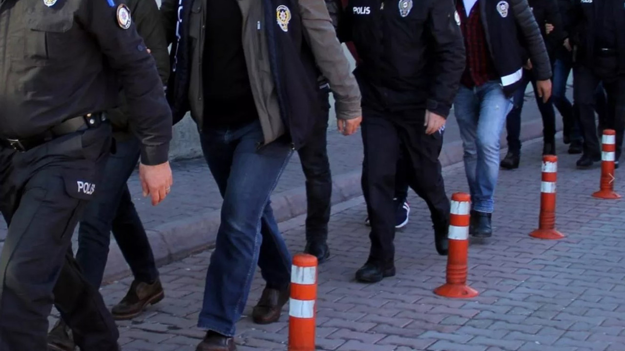 2.5 milyon liralık vurgun yapan dolandırıcılık şebekesi çökertildi