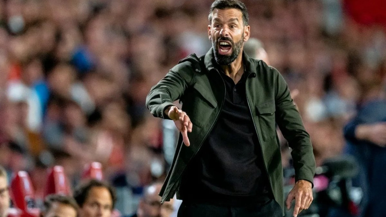 Karagümrük'te rota Nistelrooy