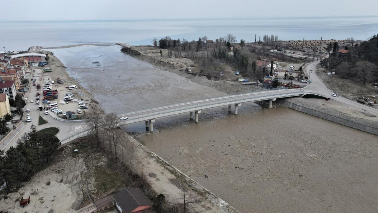 Ayancık'ta taşımalı eğitime 2 gün ara verildi