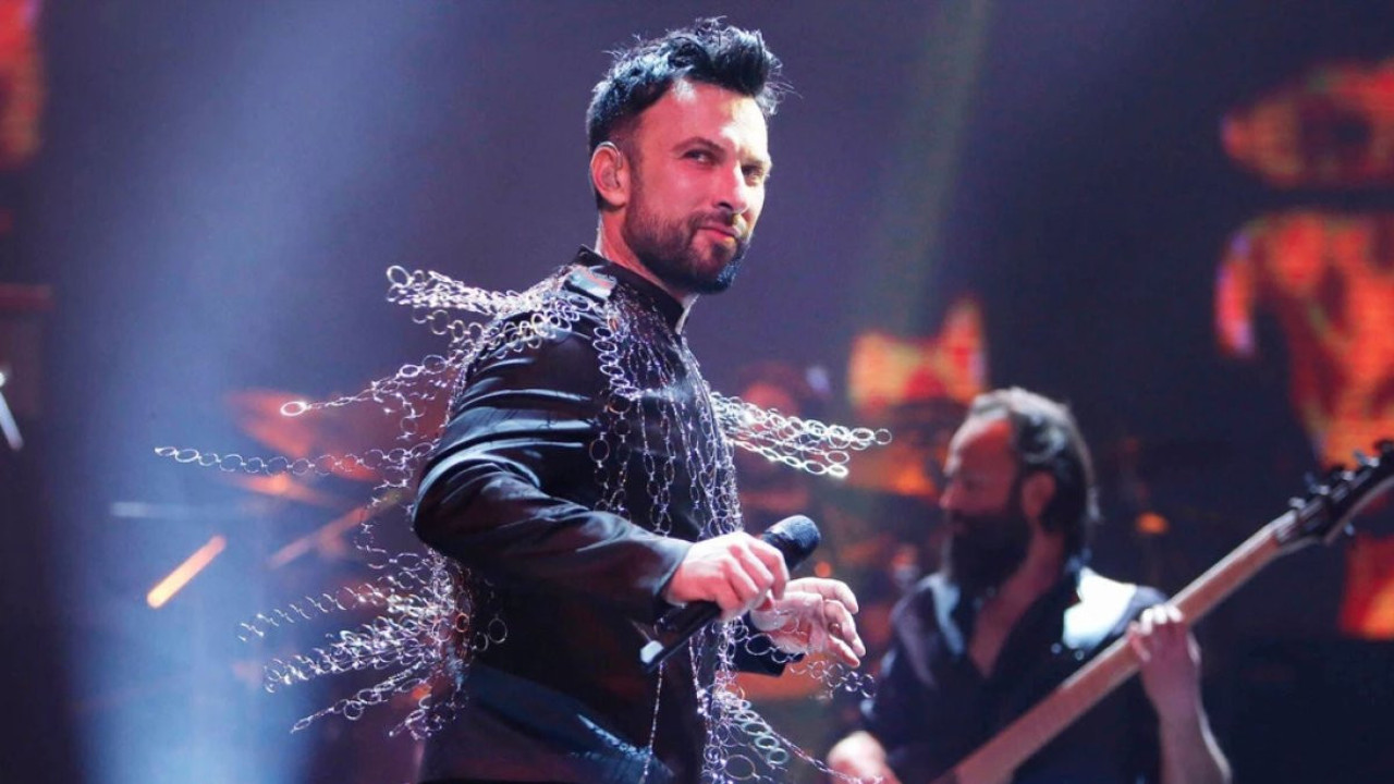 Tarkan bir kare fotoğrafla müjdeyi verdi