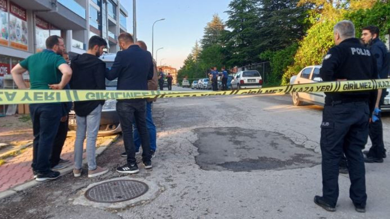 Kendisini vuran şahsı aynı silahla vurdu