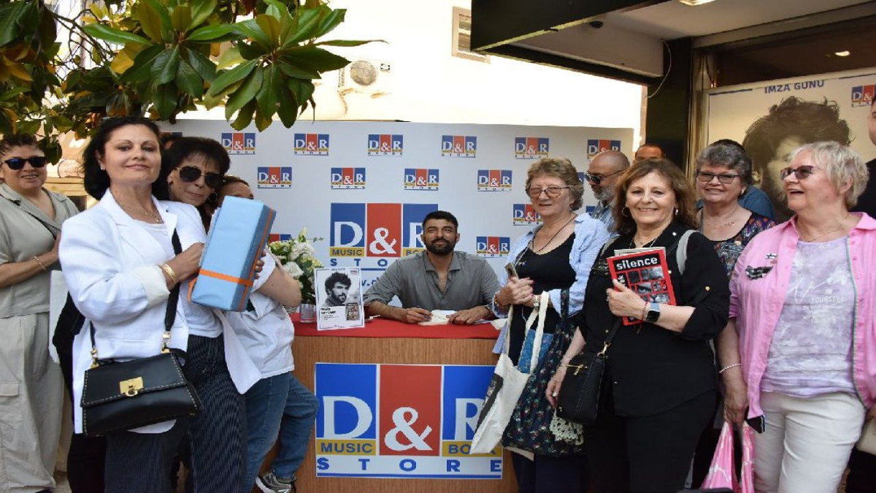 Engin Akyürek’in yabancı hayranlarından dev bağış