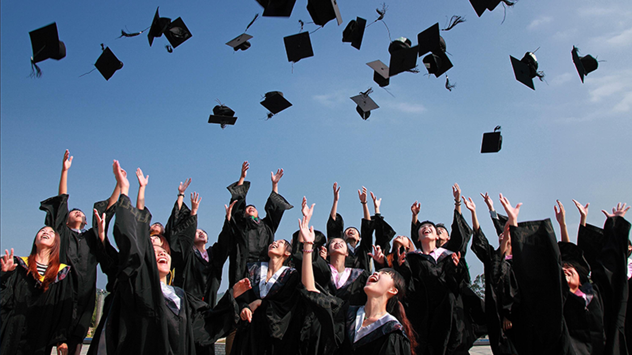 Diyanet-Sen Sendikası'ndan mezuniyet törenleri için skandal sözler: Erotizme dönüştü