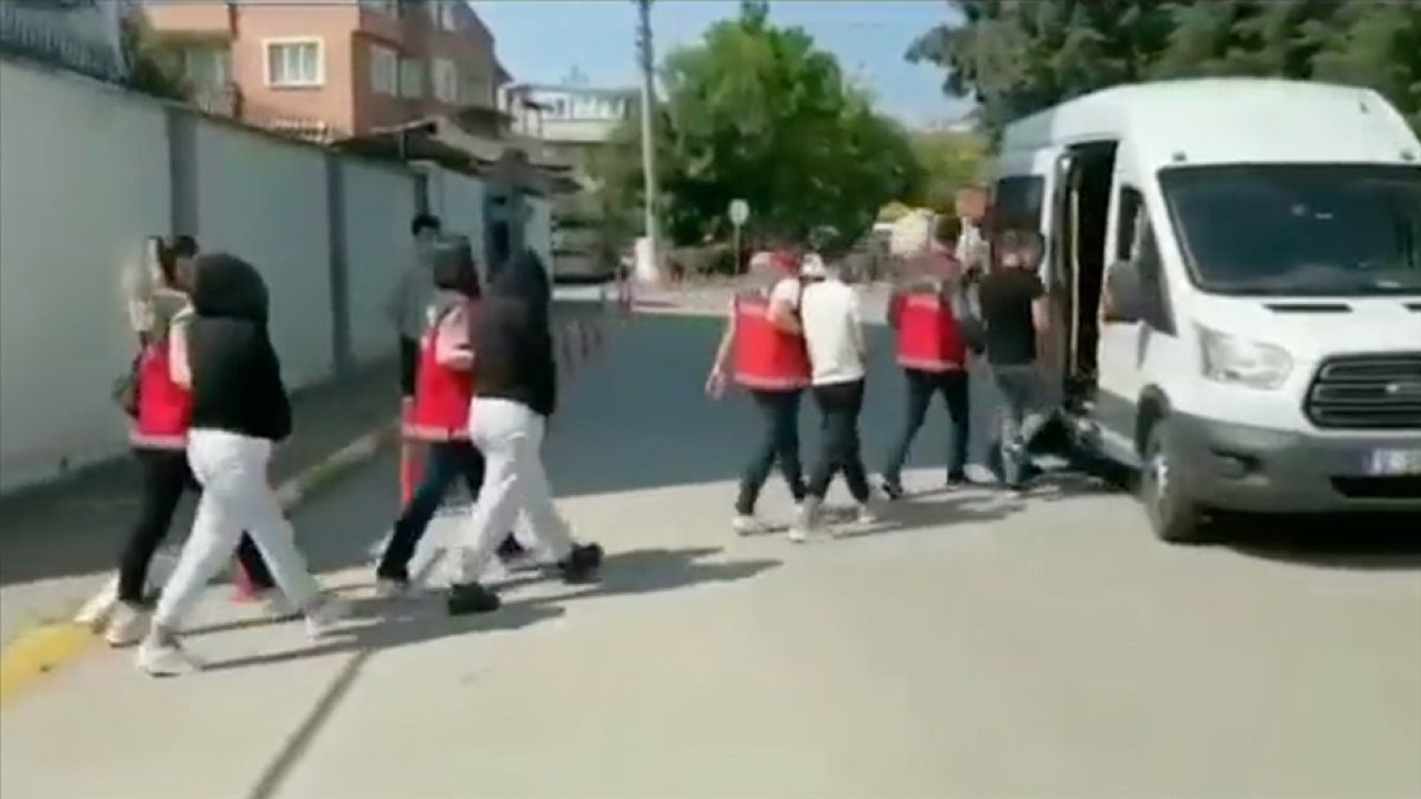 Bakan Yerlikaya duyurdu: Aranan 3 bin 97 kişi yakalandı