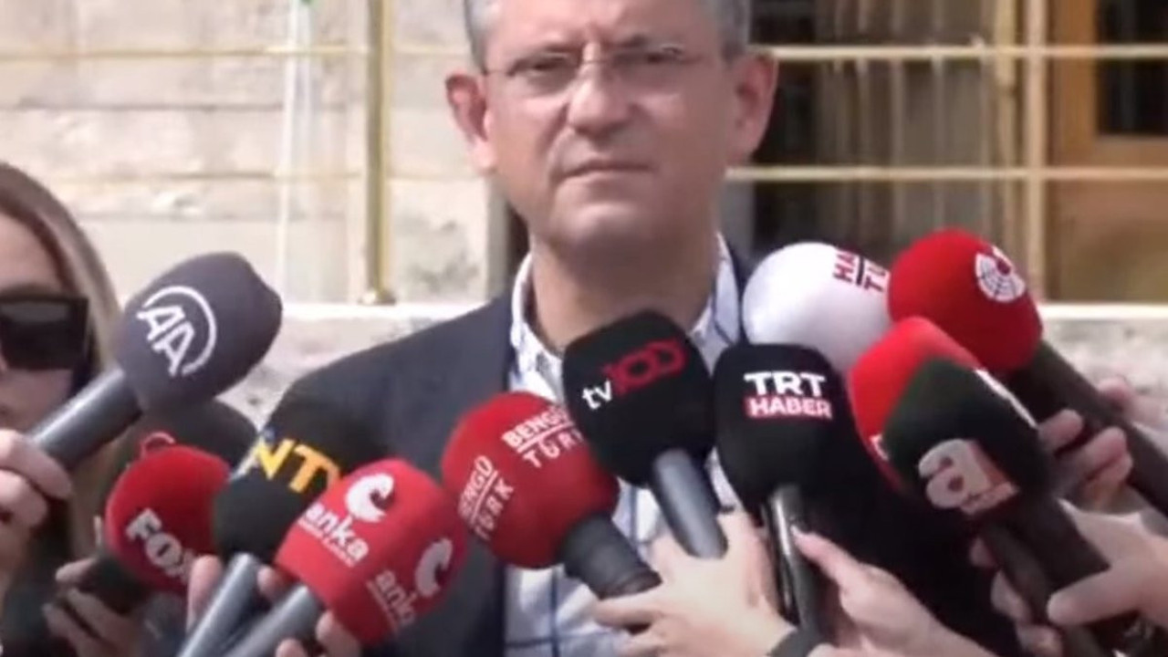 Özgür Özel’den Abdüllatif Şener açıklaması: İçim acıyarak, kanım donarak izledim