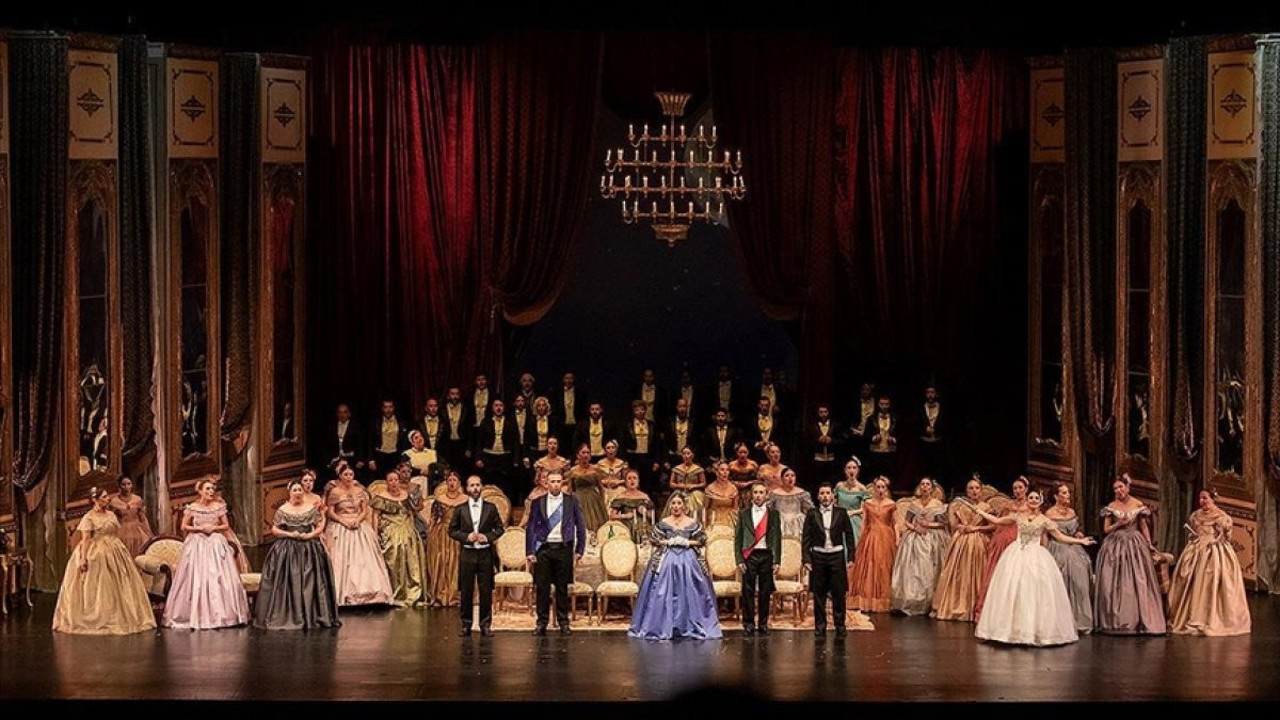 La Traviata sanatseverlerle buluştu