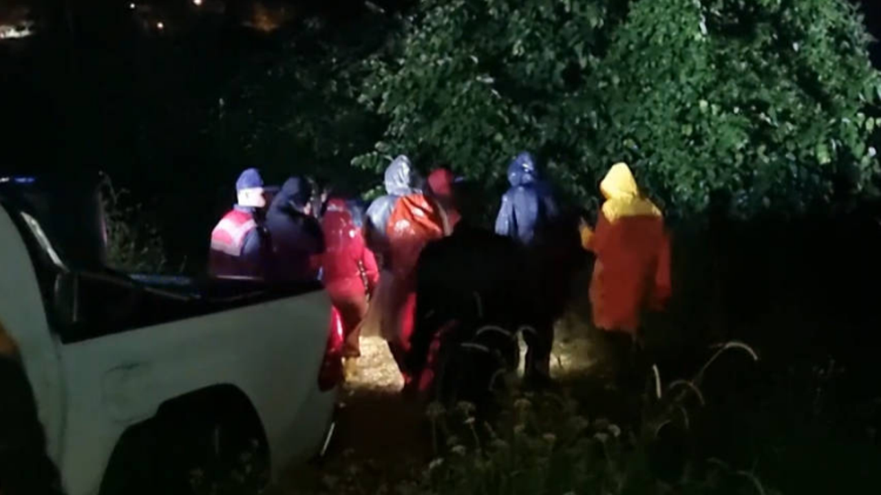 Ölüme ramak kalmıştı. Dereye yakın yere kamp kuran 9 öğrenci son anda kurtarıldı. Cehennemin tablosu sabah olunca ortaya çıktı