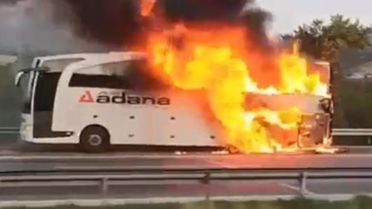 Otobüste yandı yolcular son anda kurtuldu