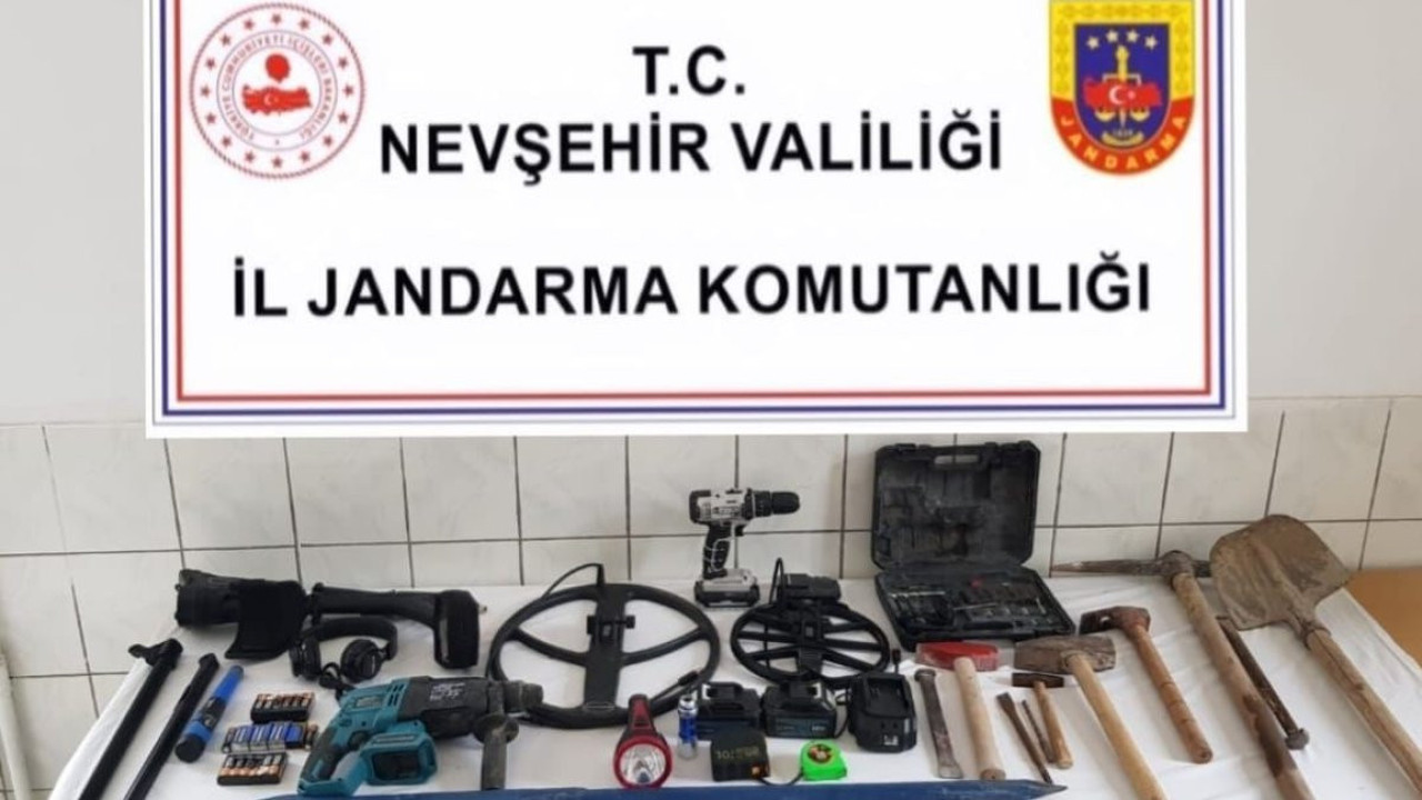 Kaçak kazı yapanlar suçüstü yakalandı (21 Haziran 2023)