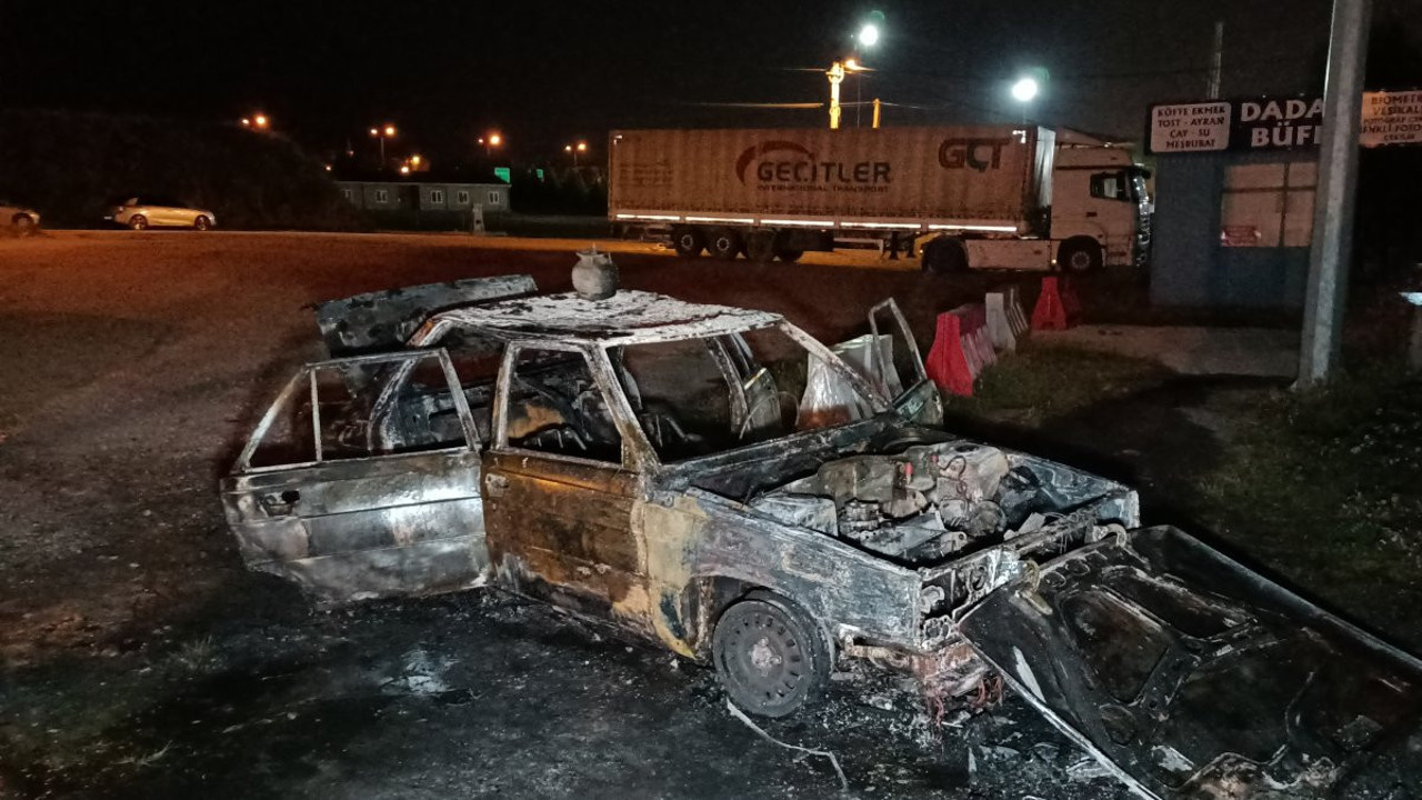 Yanan otomobilini bırakıp kaçtı: Araçtan piknik tüpü çıktı