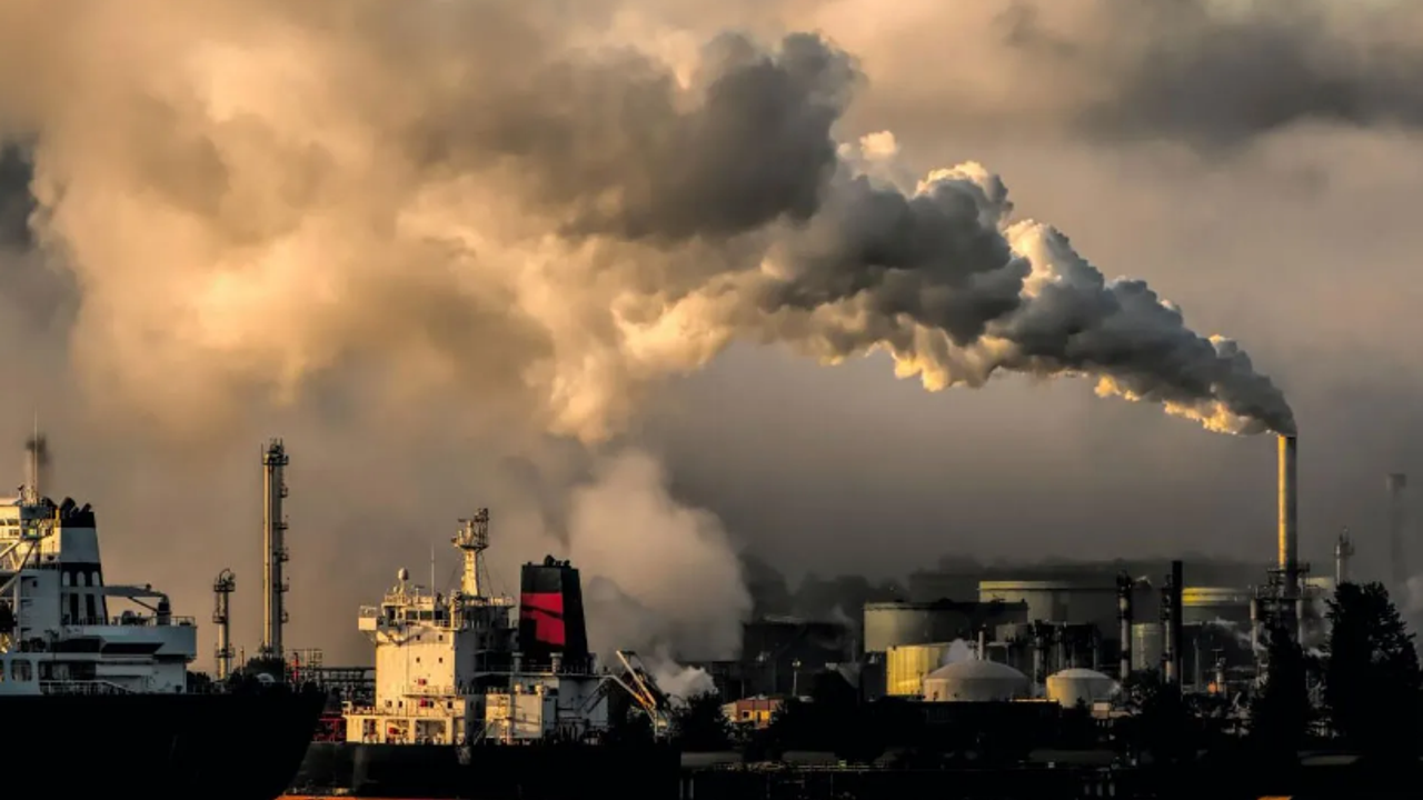 Türkiye'yi zehirli bulutlar sardı. NASA üç korkutucu video yayınladı