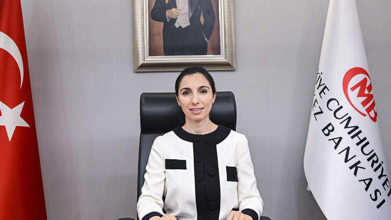 Merkez Bankası Başkanı bankacıların sorularına yanıt veremedi. Düzenlemeleri bilmiyormuş