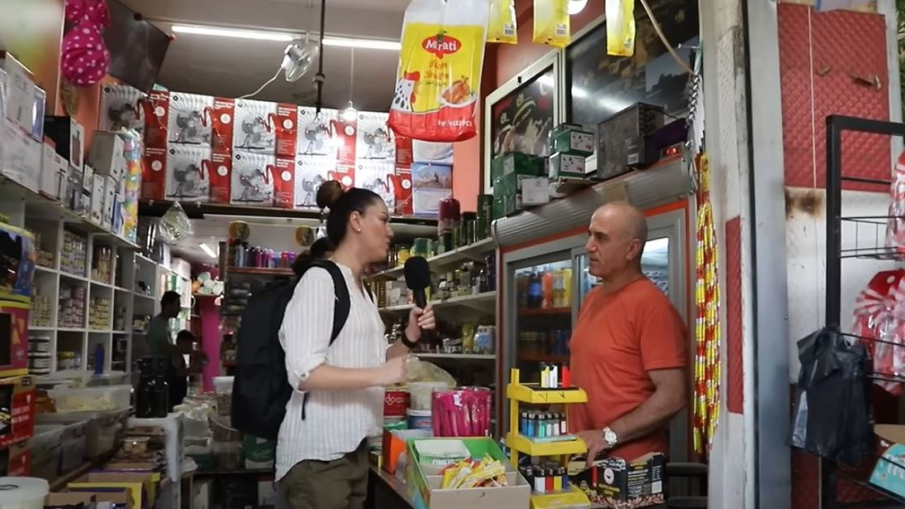 Suriyeli esnaf Türkçe soruları cevaplayamadı. Türkçe bilmiyorsanız siz kime satış yapıyorsunuz