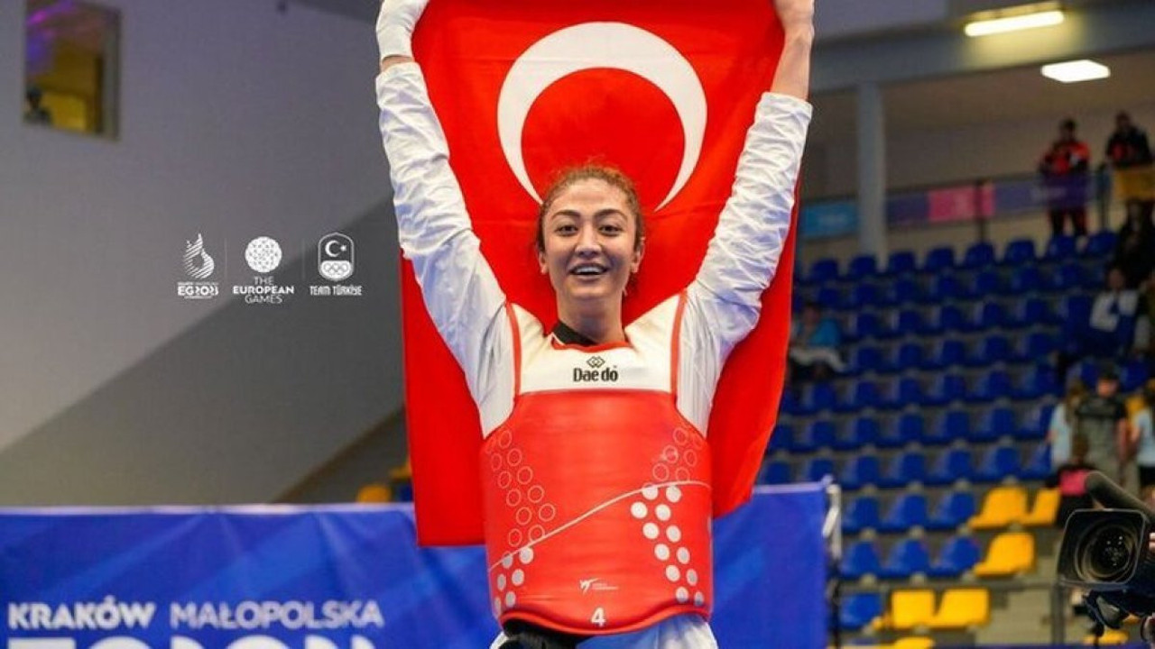 Nafia Kuş ve Sude Yaren Uzunçavdar Polonya'da altın madalya kazandı