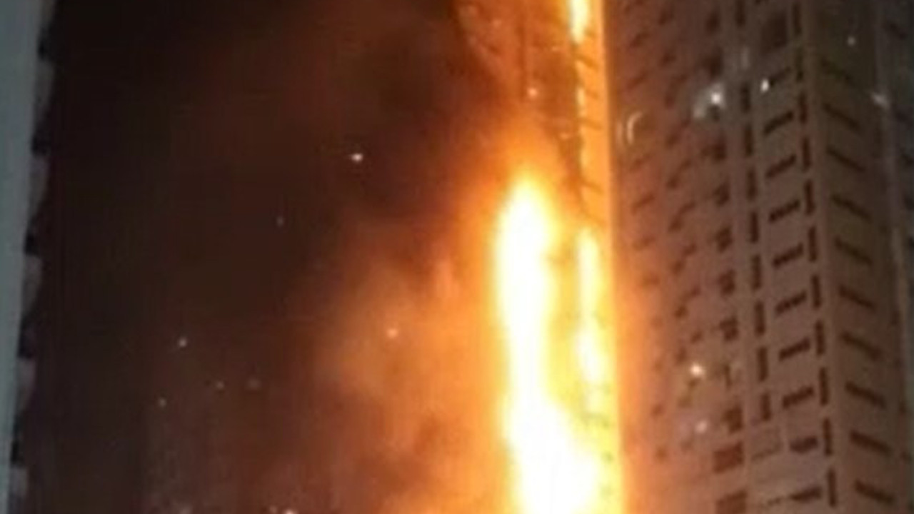 Dev gökdelen cayır cayır yandı. Can pazarı yaşandı