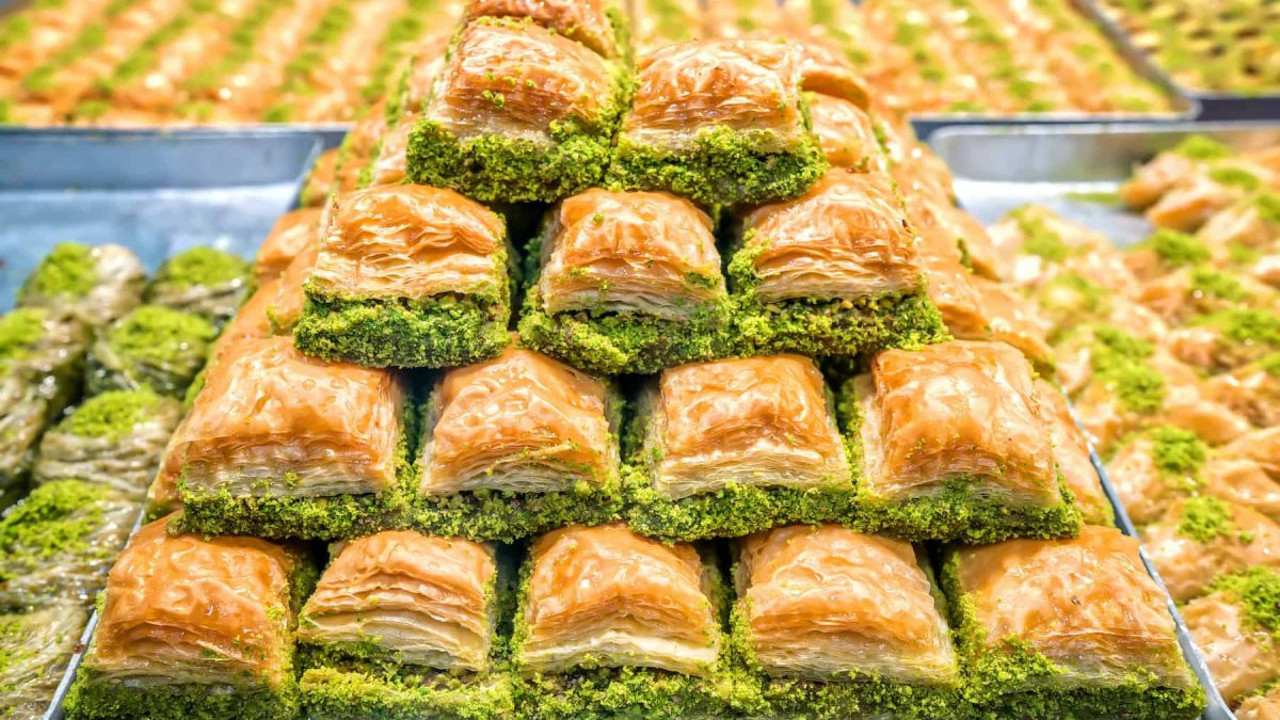 Bayramda Türkler baklavayı unuttu, tatlıya Araplar doydu